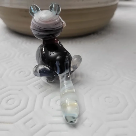 Handcrafted Glass Raccoon Figurine - Picture 3 of 6